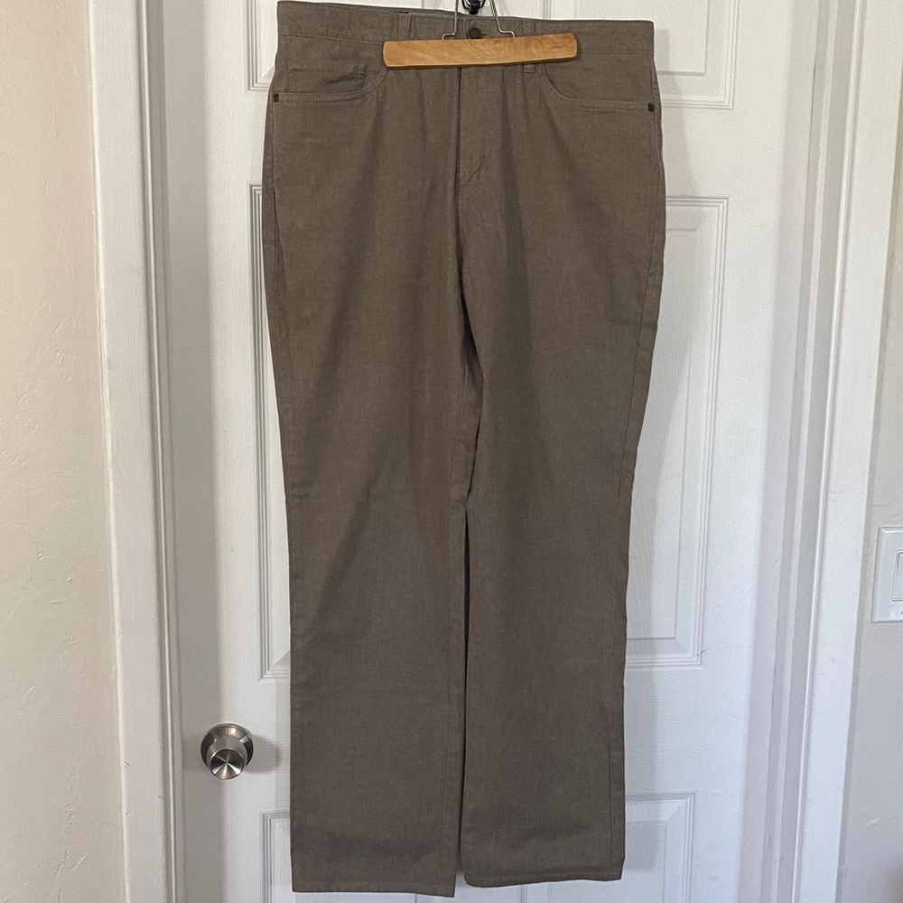 Johnston & Murphy Men's Olive-Brown Chino Pants